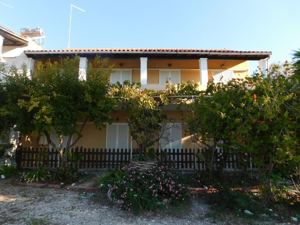 Evgenios Studios Agios Georgios Pagon Exterior photo